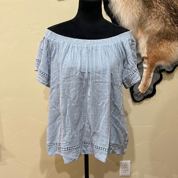 TCEC Off Shoulder‎ Shirt - Picture 1 of 5